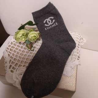 シャネル 靴下の通販 点 Chanelのレディースを買うならラクマ シャネル 靴下の通販 点 Chanelのレディースを買うならラクマ