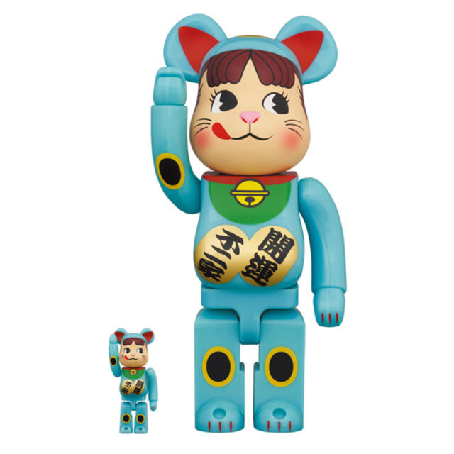 MEDICOM TOY(メディコムトイ)のBE@RBRICK 招き猫　ペコちゃん　不二家　青蓄光　100%400 %  エンタメ/ホビーのフィギュア(その他)の商品写真