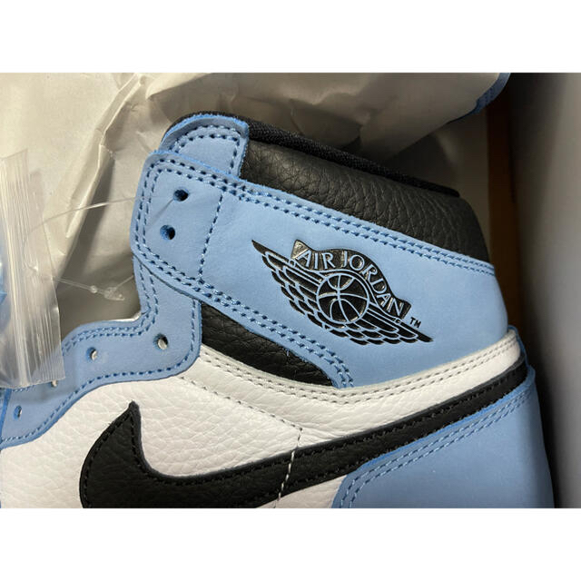 NIKE(ナイキ)のNIKE AIR JORDAN1 HIGH OG UNIVERSITY BLUE メンズの靴/シューズ(スニーカー)の商品写真