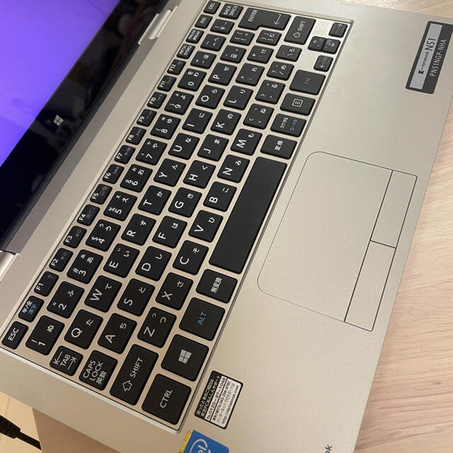 東芝(トウシバ)の【美品】東芝 ノートPC dynabook N51(PN51NGP-NHA ) スマホ/家電/カメラのPC/タブレット(ノートPC)の商品写真