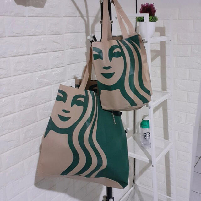 Starbucks Coffee(スターバックスコーヒー)の2枚セット 正規 Starbucks Bag スターバックストート エコ バック メンズのバッグ(エコバッグ)の商品写真
