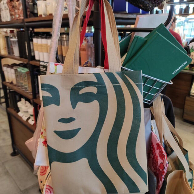 Starbucks Coffee(スターバックスコーヒー)の2枚セット 正規 Starbucks Bag スターバックストート エコ バック メンズのバッグ(エコバッグ)の商品写真