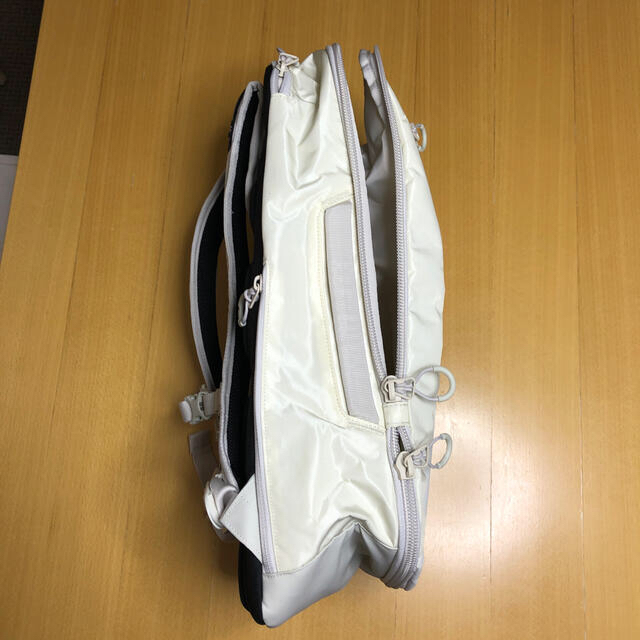 adidas(アディダス)のリュック　鞄 レディースのバッグ(リュック/バックパック)の商品写真