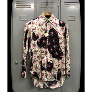 ヴィヴィアンウエストウッド(Vivienne Westwood)のVivienne Westwood Rose Silk Shirt(シャツ)