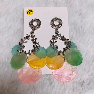 ハンドメイドピアス   ニコール様(ピアス)