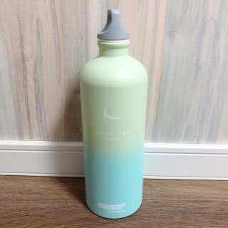 シグ(SIGG)のLAVA SAKURAオリジナルボトル　15周年限定(ヨガ)