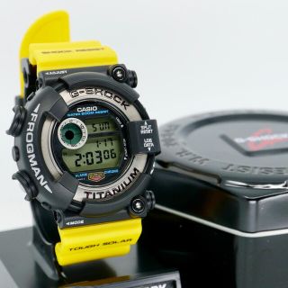 ジーショック(G-SHOCK)の極美品 イエローブラックフロッグマンDW-8200イルクジ仕様FROGMAN(腕時計(デジタル))