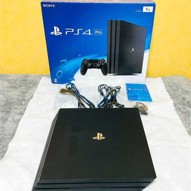 PS4プレイステーション4pro本体 1TB 　動作品