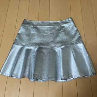 ローズバッド(ROSE BUD)の☆新品・未使用☆ROSE BADのシルバーミニ♪(ミニスカート)