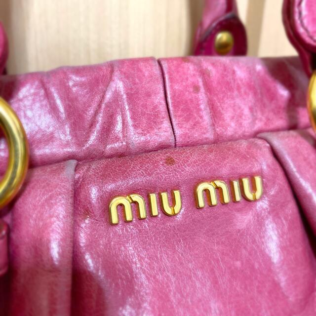 miumiu バッグ ピンク