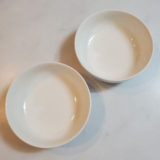 ムジルシリョウヒン(MUJI (無印良品))の無印良品 MUJI 磁器ベージュボール・大 約直径１６．５×高さ７ｃｍ   お皿(食器)