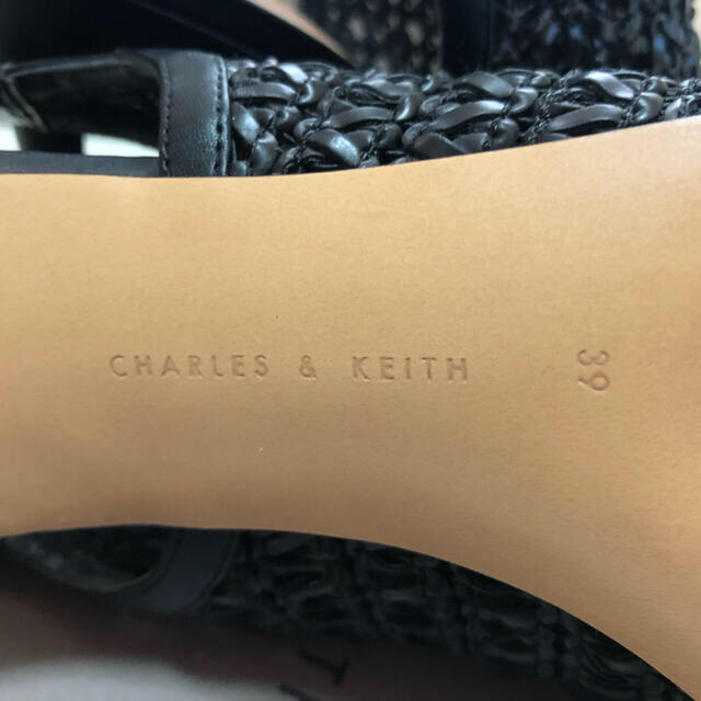 Charles and Keith(チャールズアンドキース)のチャールズアンドキース(CHARLES &KEITH)サンダル7cmヒール レディースの靴/シューズ(サンダル)の商品写真