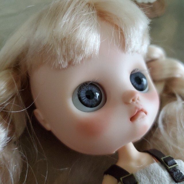 otodoll・カスタムミディアイシードール・グレーアイのお嬢さん ハンドメイドのぬいぐるみ/人形(人形)の商品写真
