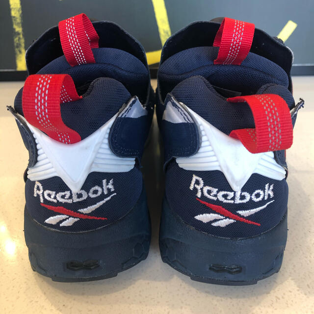 Reebok(リーボック)のおんちゃん様専用❗️Reebok インスタポンプ フューリー  スニーカー レディースの靴/シューズ(スニーカー)の商品写真