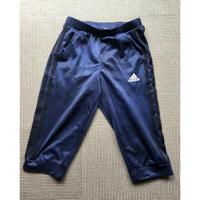 adidas(アディダス)のアディダス　ハーフパンツ　140センチ キッズ/ベビー/マタニティのキッズ服女の子用(90cm~)(パンツ/スパッツ)の商品写真