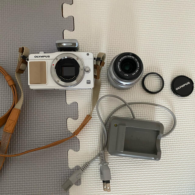 OLYMPUS(オリンパス)のジャンク品扱い OLYMPUS PEN mini E-PM2 スマホ/家電/カメラのカメラ(ミラーレス一眼)の商品写真