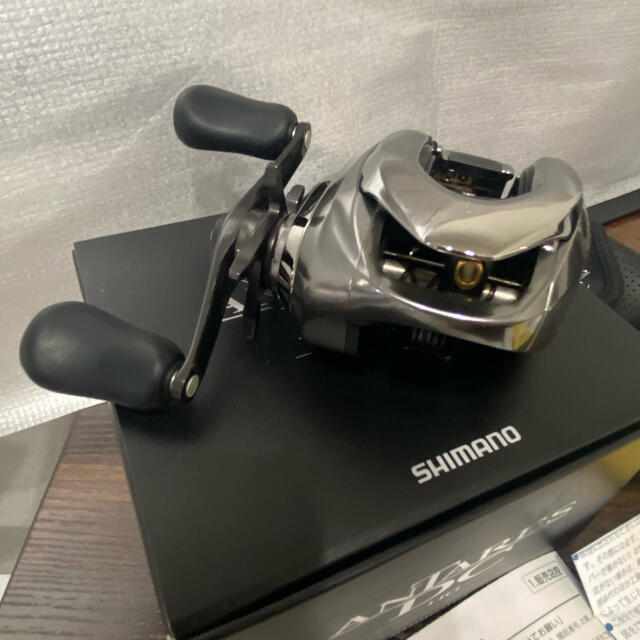 SHIMANO(シマノ)のアンタレスdc hg 右巻き スポーツ/アウトドアのフィッシング(リール)の商品写真