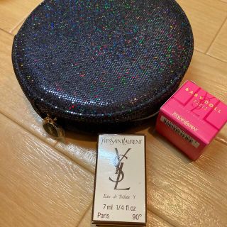 イヴサンローランボーテ(Yves Saint Laurent Beaute)のイヴ・サンローラン　ポーチ＋ミニチュア香水×2 セット(香水(女性用))