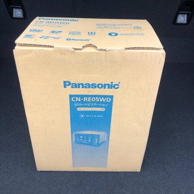 Panasonic - 新品未使用 パナソニック ストラーダ ナビ　CN-RE05WD