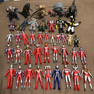 ウルトラマン ＆怪獣 ソフビ 42体 セット✩.*˚(ぬいぐるみ/人形)