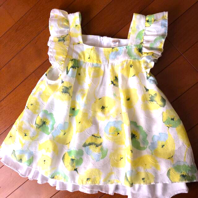 petit main(プティマイン)のチュニック フラワー柄 yellow 110cm キッズ/ベビー/マタニティのキッズ服女の子用(90cm~)(Tシャツ/カットソー)の商品写真