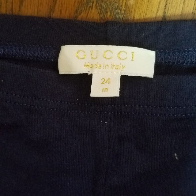 Gucci(グッチ)の専用【新品未使用】GUCCI　グッチ　レギンス　24M キッズ/ベビー/マタニティのキッズ服女の子用(90cm~)(パンツ/スパッツ)の商品写真