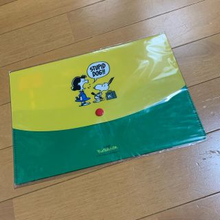 スヌーピー(SNOOPY)のスヌーピー　B5クリアケース(キャラクターグッズ)