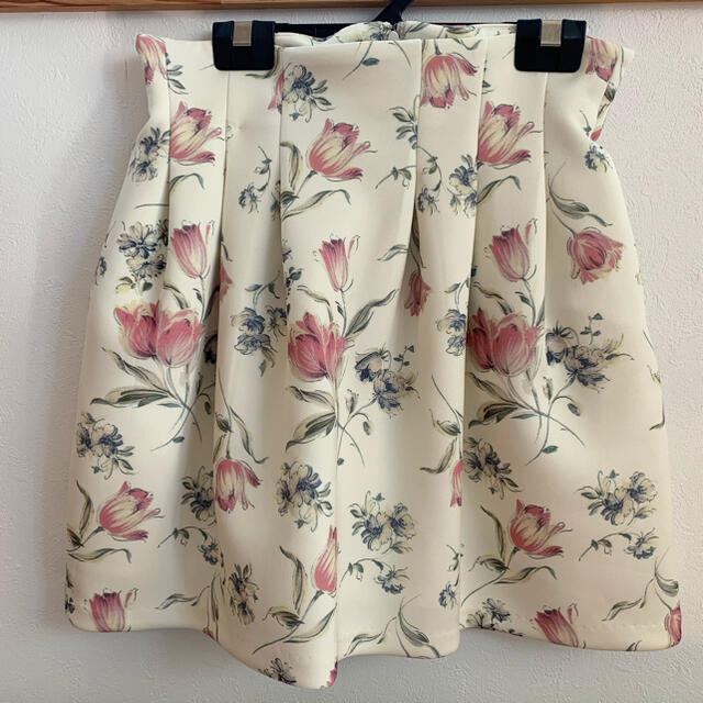 dazzlin(ダズリン)のdazzlin 花柄スカート レディースのスカート(ミニスカート)の商品写真