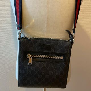 グッチ(Gucci)のGUCCI メッセンジャーバッグ(メッセンジャーバッグ)