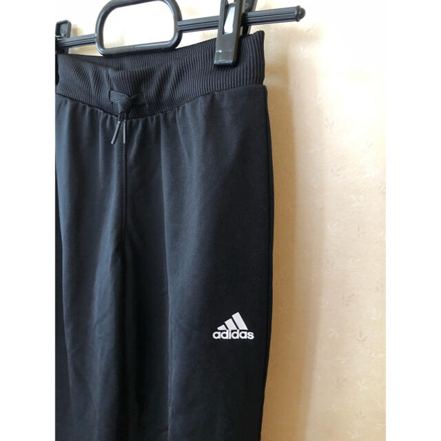 adidas(アディダス)のアディダス　ジョガーパンツ　ジャージ　140 キッズ/ベビー/マタニティのキッズ服男の子用(90cm~)(パンツ/スパッツ)の商品写真