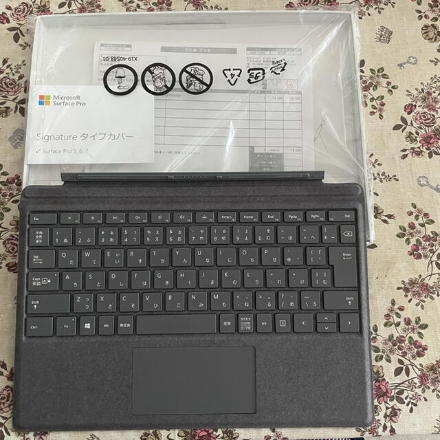 Microsoft surface pro5/6/7用Signatureカバー