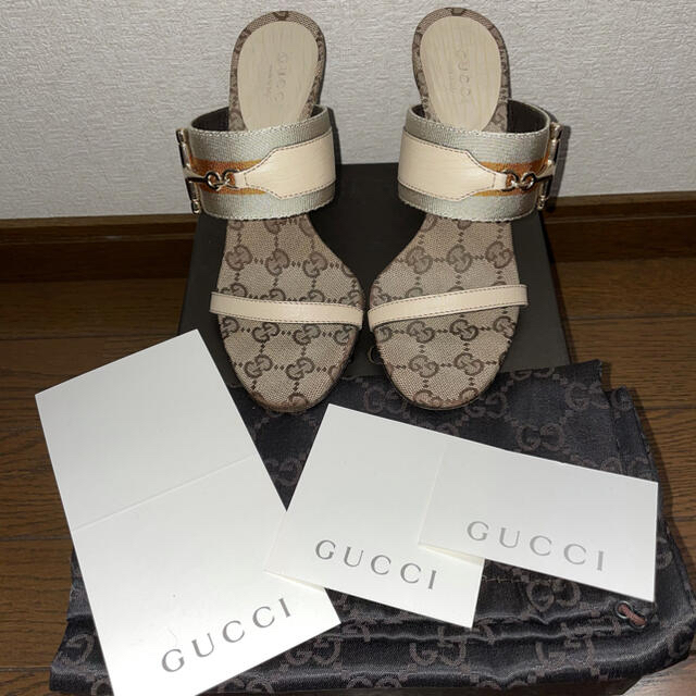 Gucci(グッチ)の【GUCCI】グッチロゴサンダル レディースの靴/シューズ(サンダル)の商品写真