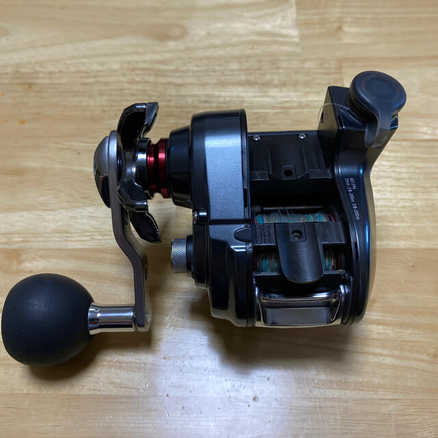 DAIWA(ダイワ)のダイワ　シーボーグ200jと500jのセット販売 スポーツ/アウトドアのフィッシング(釣り糸/ライン)の商品写真