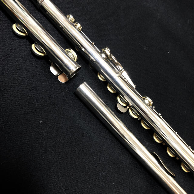ヤマハ(ヤマハ)のヤマハフルートYFL-23(Eメカ付き)美品タイムセール 楽器の管楽器(フルート)の商品写真