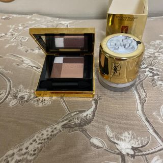 イヴサンローランボーテ(Yves Saint Laurent Beaute)のイブサンローラン　アイシャドー チーク2点(アイシャドウ)