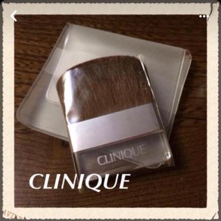 クリニーク(CLINIQUE)のnatsuさま専用★2点セット　クリニーク　フェイスブラシ　チークブラシ(チーク/フェイスブラシ)