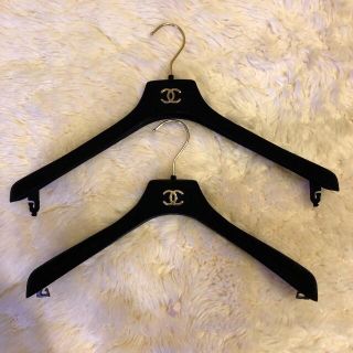 シャネル(CHANEL)のSORA様専用です。値下げ【美品】CHANELハンガー(押し入れ収納/ハンガー)