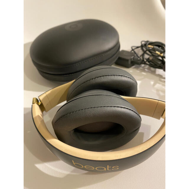 Beats by Dr Dre(ビーツバイドクタードレ)の【美品】beats studio3 wireless  スマホ/家電/カメラのオーディオ機器(ヘッドフォン/イヤフォン)の商品写真