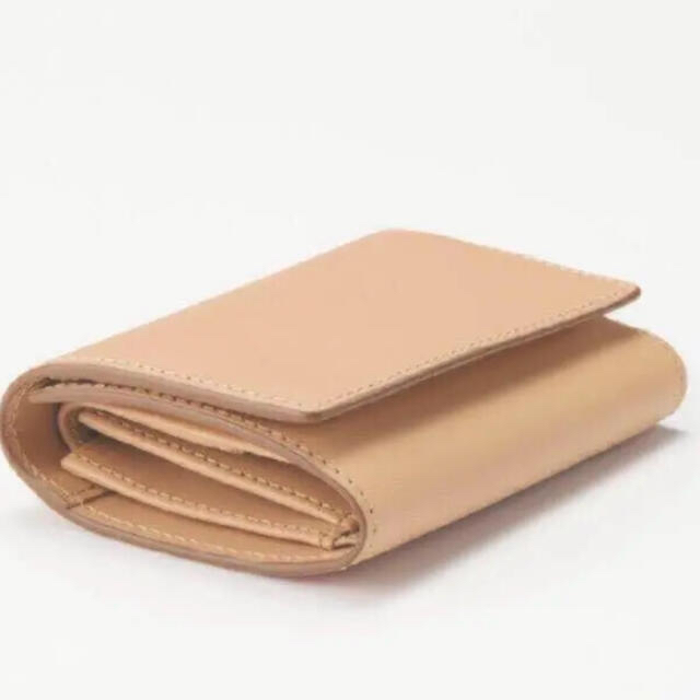 MUJI (無印良品)(ムジルシリョウヒン)の無印良品 21SS 新品 イタリア産ヌメ革　三つ折り財布 レディースのファッション小物(財布)の商品写真