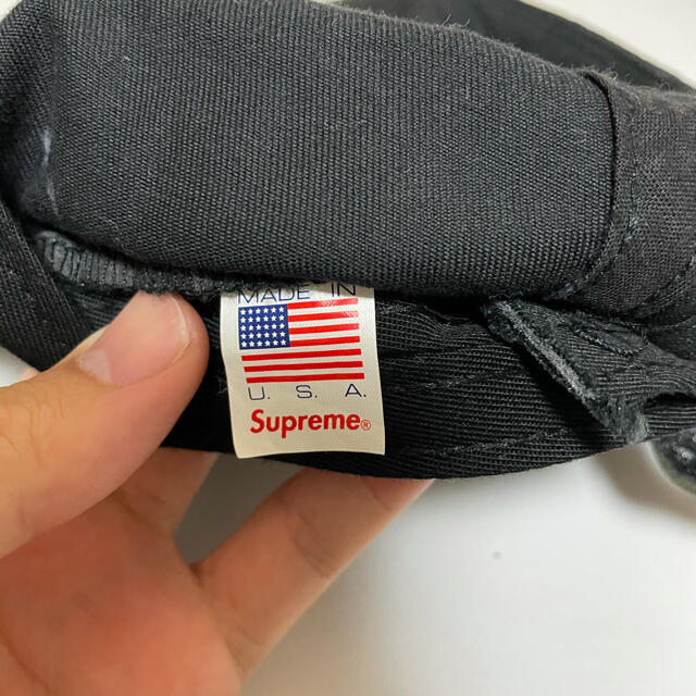 Supreme(シュプリーム)のSupreme キャップ　BLACK メンズの帽子(キャップ)の商品写真