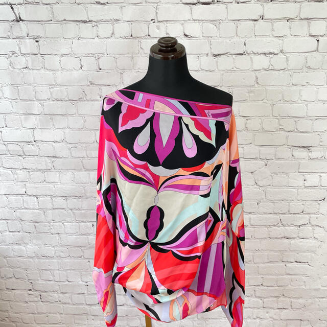 レディース【タグ付き未使用】EMILIO PUCCI エミリオプッチ ブラウス　総柄