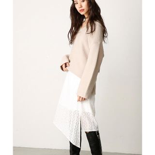 マウジー(moussy)のMOUSSY【新品未使用】LACE IRREGULAR SKIRT(ひざ丈スカート)