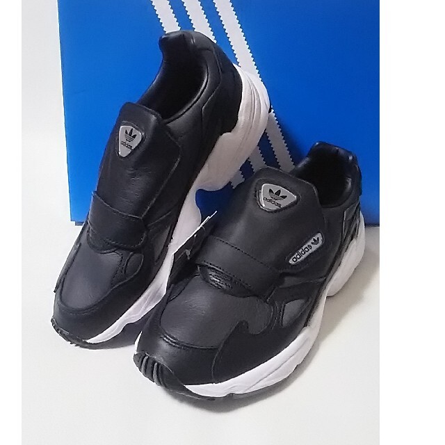 adidas(アディダス)の定13200円!Web限定!アディダスファルコンRX高級スリッポンスニーカー レディースの靴/シューズ(スニーカー)の商品写真