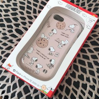 スヌーピー Iphone Se Iphoneケースの通販 500点以上 Snoopyのスマホ 家電 カメラを買うならラクマ