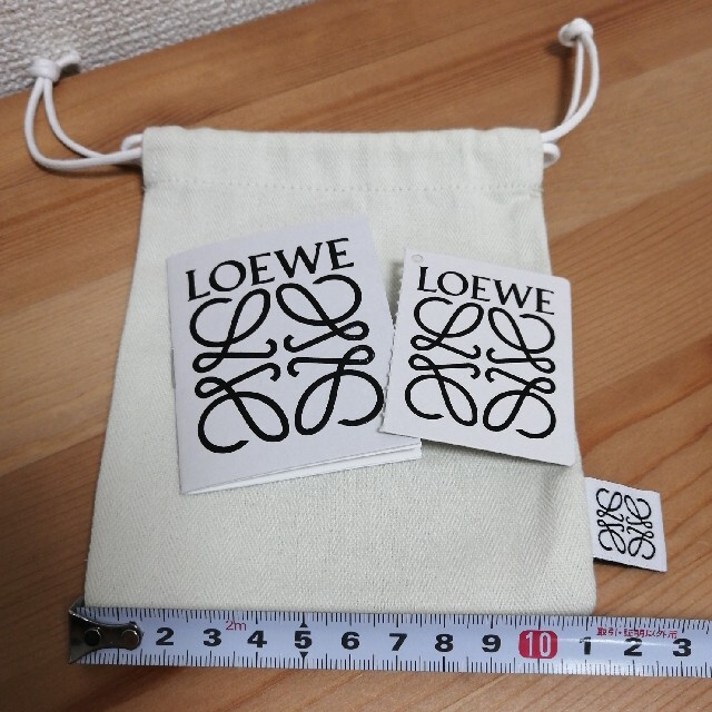 LOEWE(ロエベ)のLOEWE 巾着 レディースのファッション小物(ポーチ)の商品写真