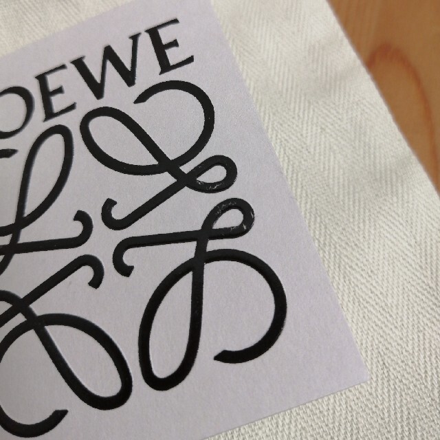 LOEWE(ロエベ)のLOEWE 巾着 レディースのファッション小物(ポーチ)の商品写真