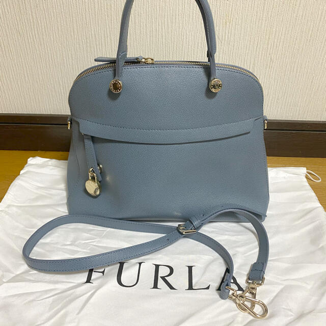 値下げ＊美品✳︎FURLA パイパーMサイズ　ブルーグレー