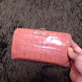 ミュウミュウ(miumiu)のmiumiu がま口財布 正規品(財布)