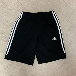 アディダス(adidas)のadidas ハーフパンツ(ショートパンツ)