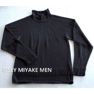 イッセイミヤケ(ISSEY MIYAKE)のイッセイミヤケ 綿混　ハイネックデザインニット　黒(ニット/セーター)